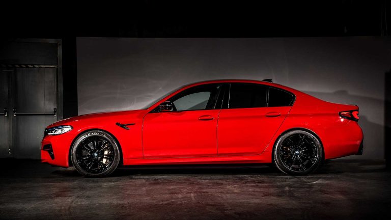 BMW M5 restyling 2020: immagini ufficiali