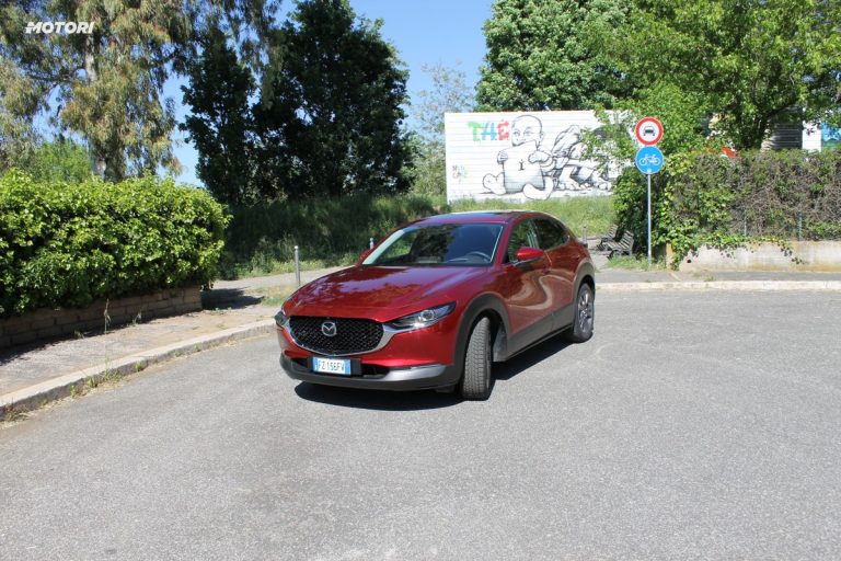 Mazda CX-30 Skyactiv-X: la prova su strada