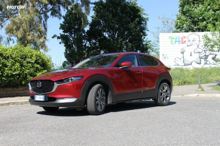 Mazda CX-30 Skyactiv-X: la prova su strada