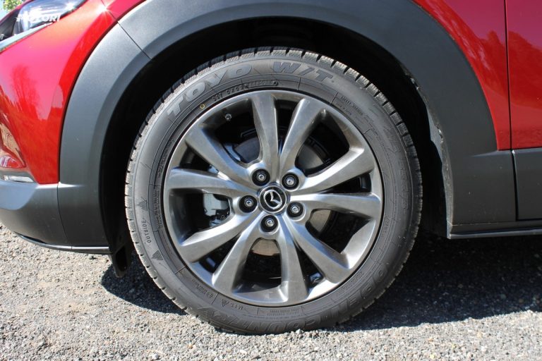 Mazda CX-30 Skyactiv-X: la prova su strada