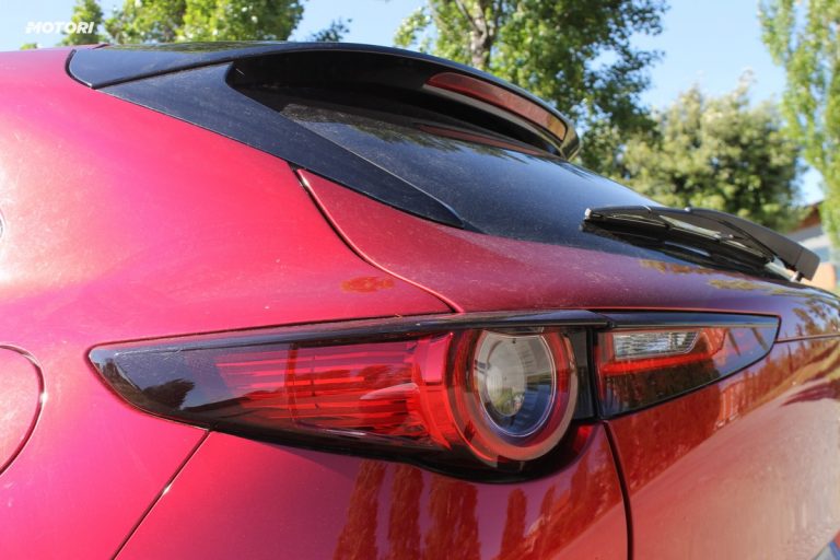 Mazda CX-30 Skyactiv-X: la prova su strada