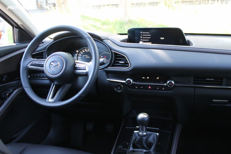 Mazda CX-30 Skyactiv-X: la prova su strada
