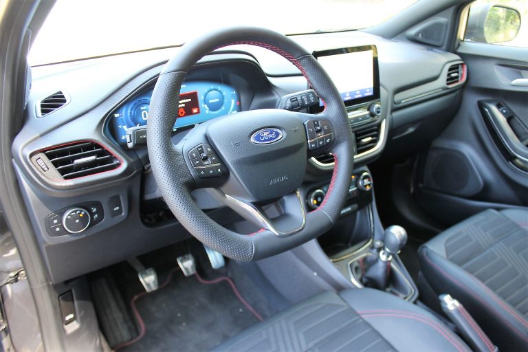 Ford Puma 1.0 EcoBoost Hybrid ST-LINE X, la prova su strada