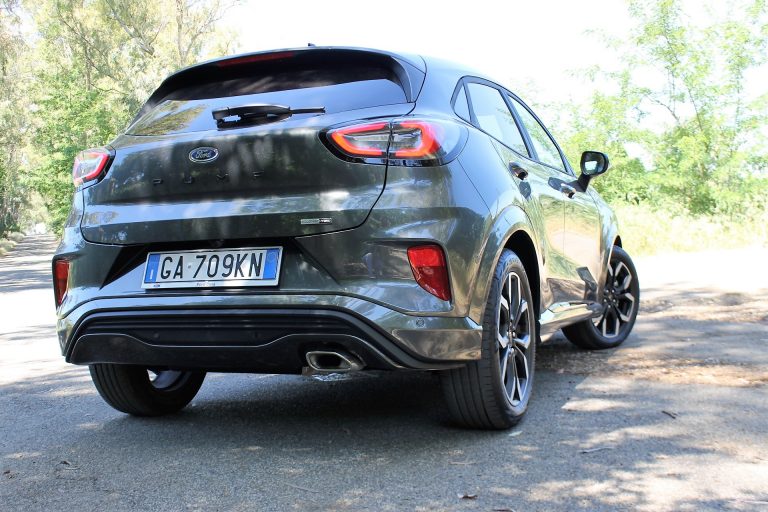 Ford Puma 1.0 EcoBoost Hybrid ST-LINE X, la prova su strada