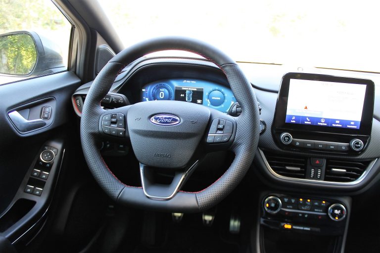 Ford Puma 1.0 EcoBoost Hybrid ST-LINE X, la prova su strada