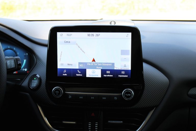 Ford Puma 1.0 EcoBoost Hybrid ST-LINE X, la prova su strada