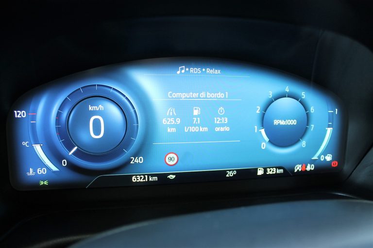 Ford Puma 1.0 EcoBoost Hybrid ST-LINE X, la prova su strada