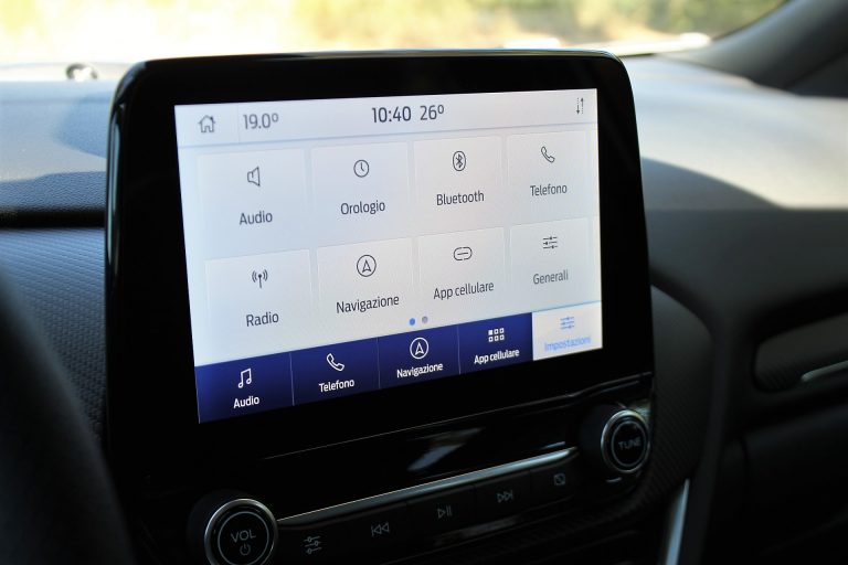 Ford Puma 1.0 EcoBoost Hybrid ST-LINE X, la prova su strada