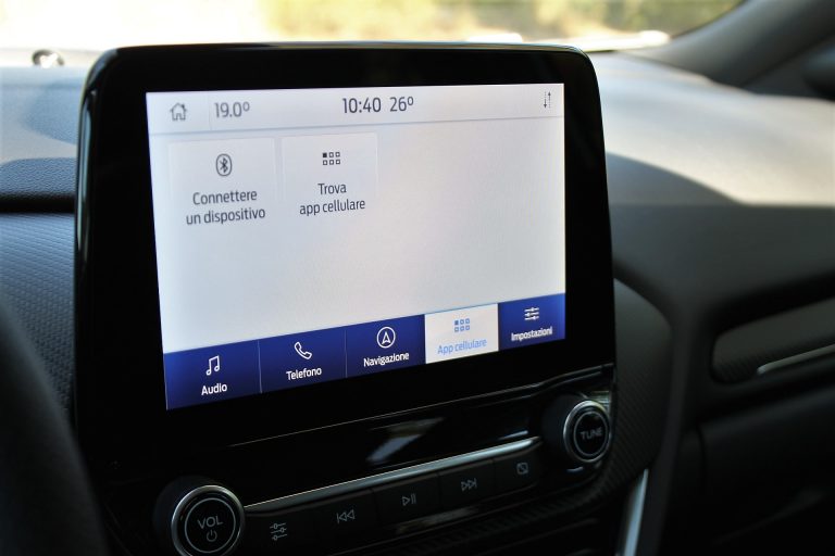 Ford Puma 1.0 EcoBoost Hybrid ST-LINE X, la prova su strada