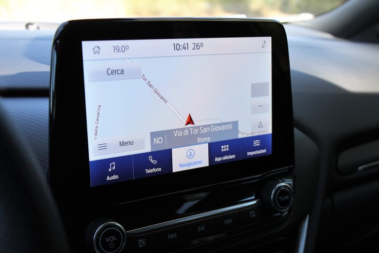 Ford Puma 1.0 EcoBoost Hybrid ST-LINE X, la prova su strada