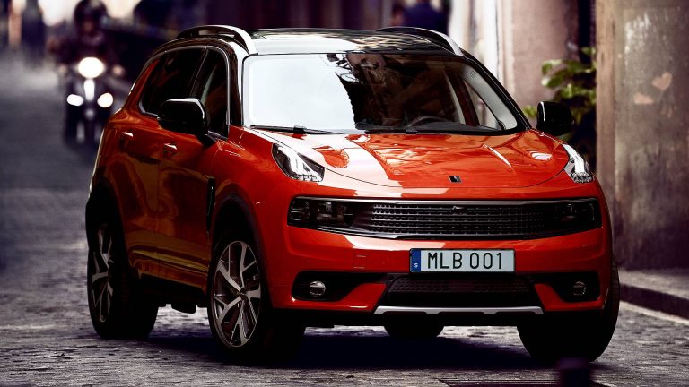 Lynk&Co 01: immagini ufficiali
