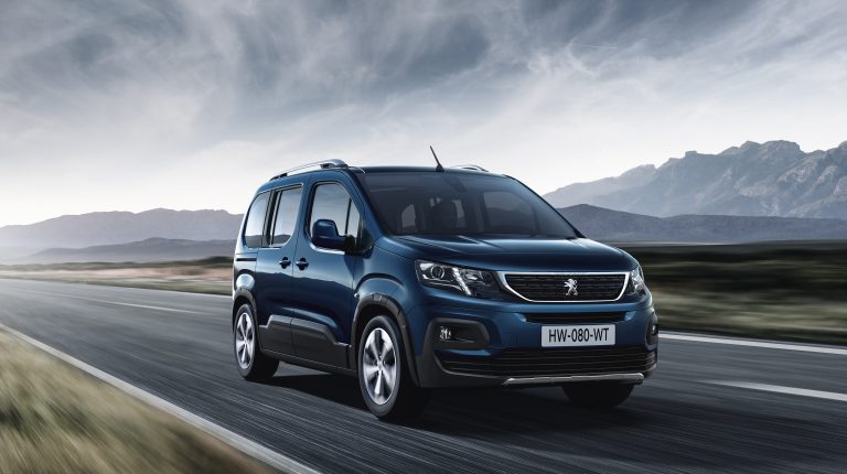Peugeot Rifter PureTech 110 S&S Allure: immagini ufficiali