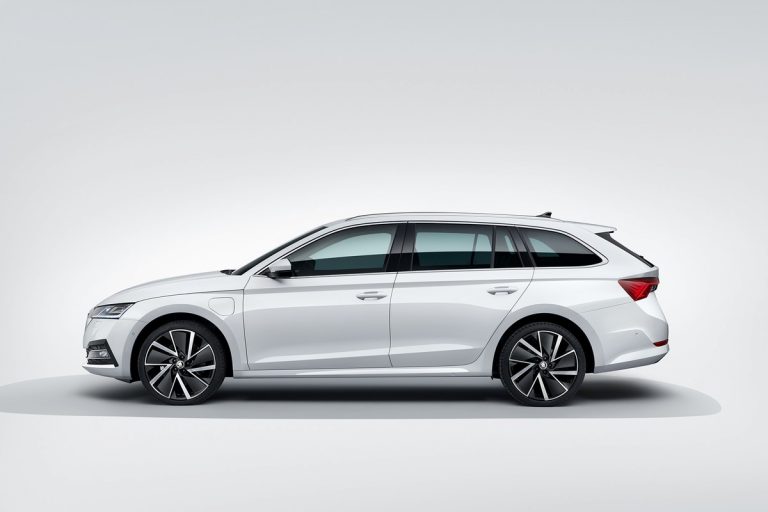 Nuova Skoda Octavia 2020: immagini ufficiali