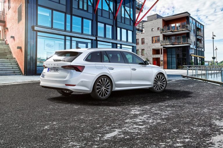 Nuova Skoda Octavia 2020: immagini ufficiali