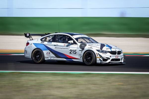 Il BMW Team Italia a caccia del Campionato Italiano Gran Turismo