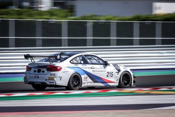 Il BMW Team Italia a caccia del Campionato Italiano Gran Turismo