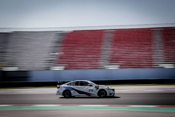 Il BMW Team Italia a caccia del Campionato Italiano Gran Turismo