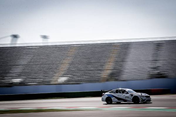 Il BMW Team Italia a caccia del Campionato Italiano Gran Turismo
