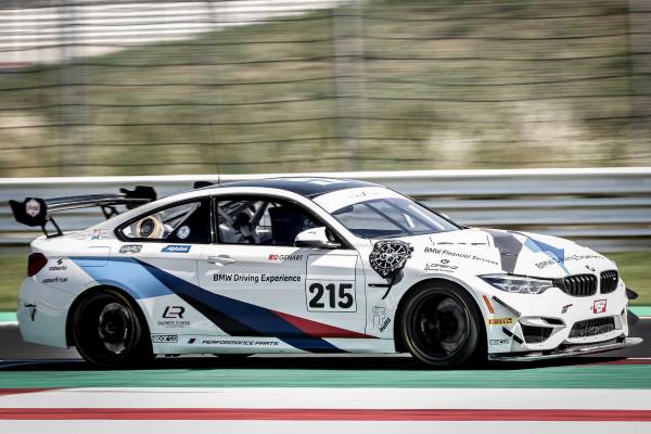 Il BMW Team Italia a caccia del Campionato Italiano Gran Turismo