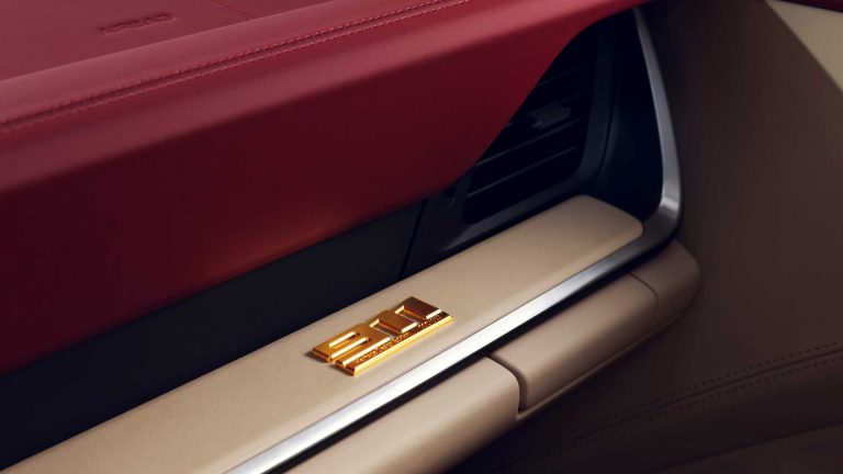 Porsche 911 Targa 4S Heritage Design Edition