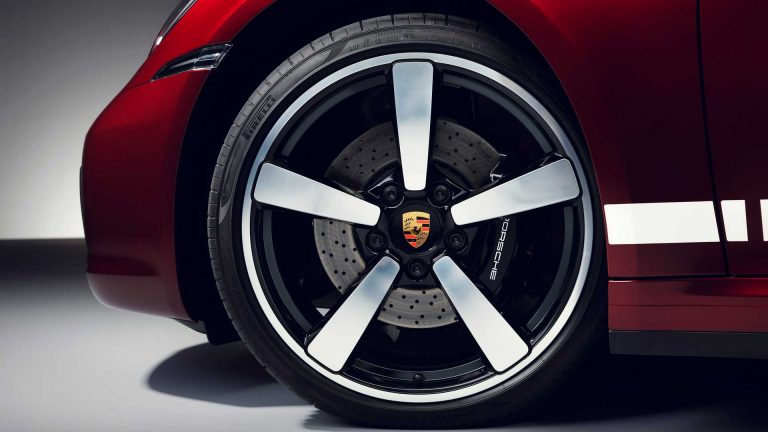 Porsche 911 Targa 4S Heritage Design Edition