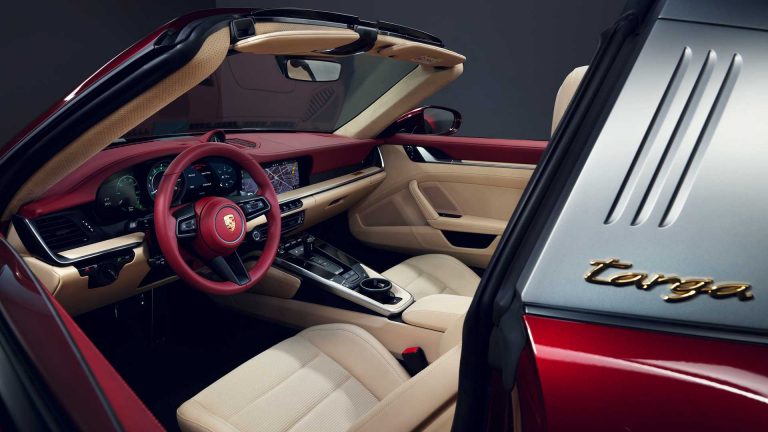 Porsche 911 Targa 4S Heritage Design Edition