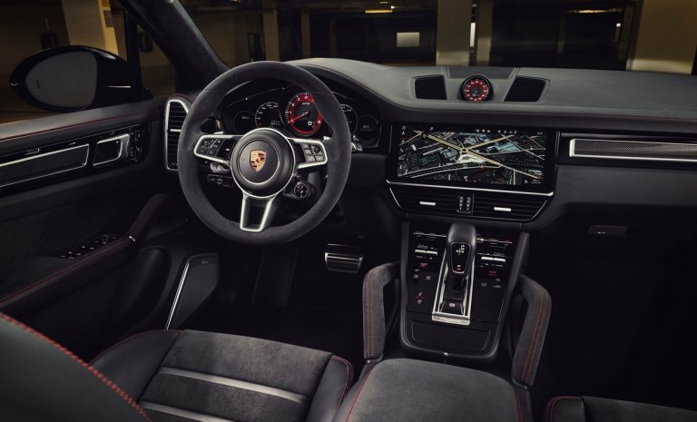 Porsche Cayenne GTS 2020