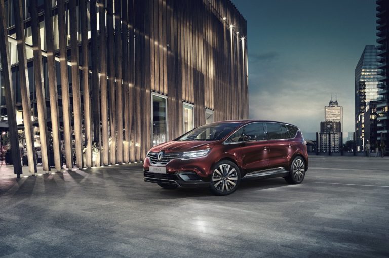 Renault Espace Initiale Paris 2020: nuove immagini ufficiali