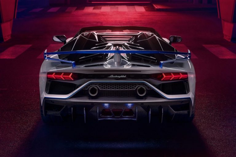 Lamborghini Aventador SVJ Roadster Xago Edition: immagini ufficiali