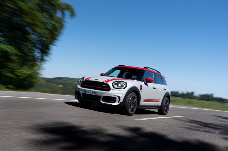 Mini John Cooper Works Countryman 2021: immagini ufficiali
