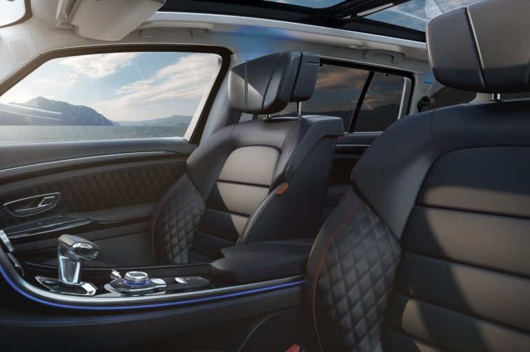 Renault Espace Initiale Paris 2020: nuove immagini ufficiali