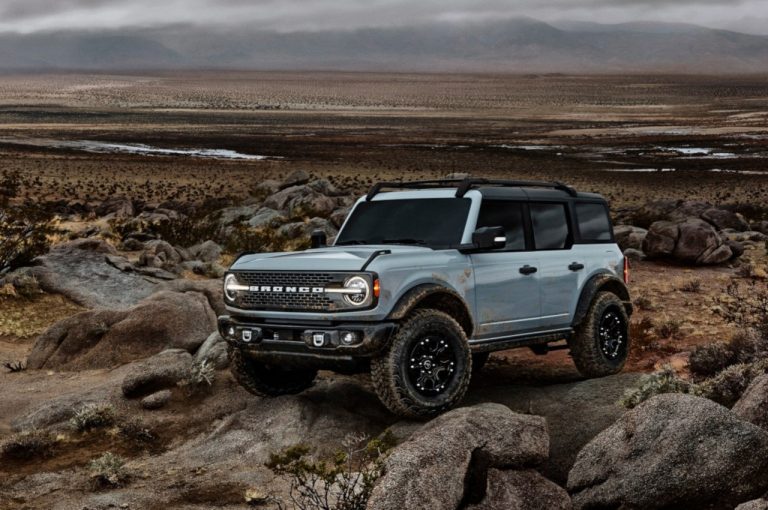 Ford Bronco 2021: immagini ufficiali