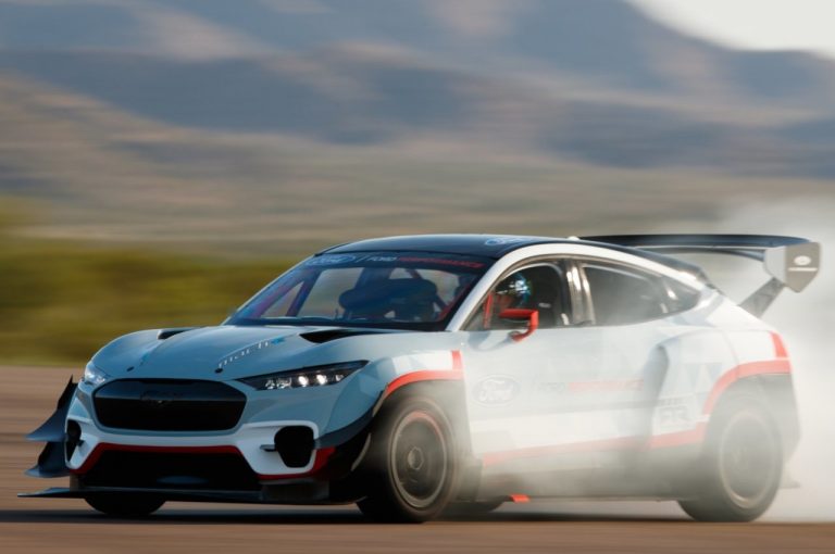 Ford Mustang Mach-E 1400 Concept: immagini ufficiali