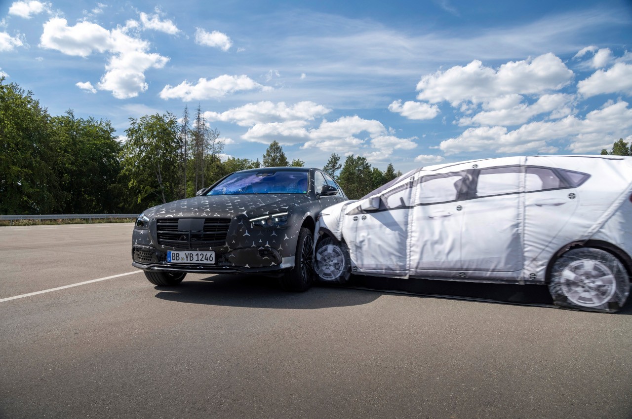Mercedes Classe S 2021, i sistemi di sicurezza