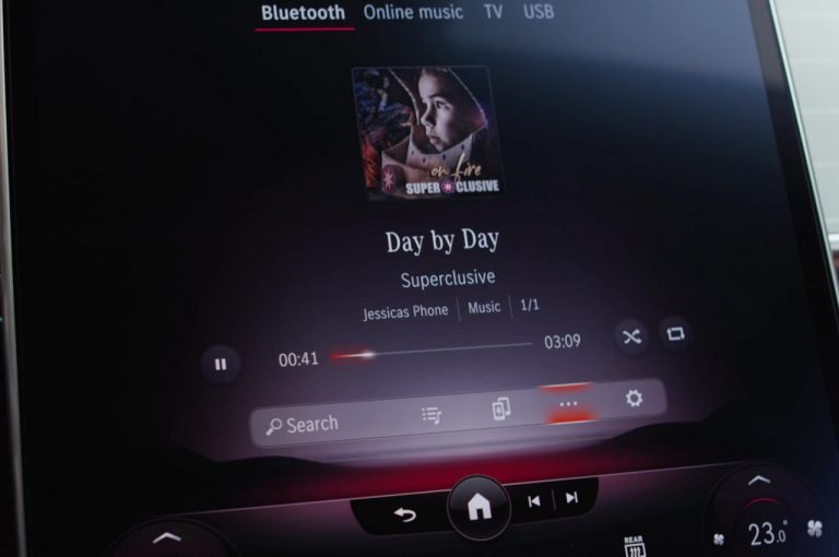 Mercedes Classe S 2021, nuovo sistema infotainment MBUX