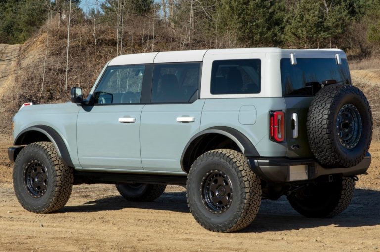 Ford Bronco 2021: immagini ufficiali