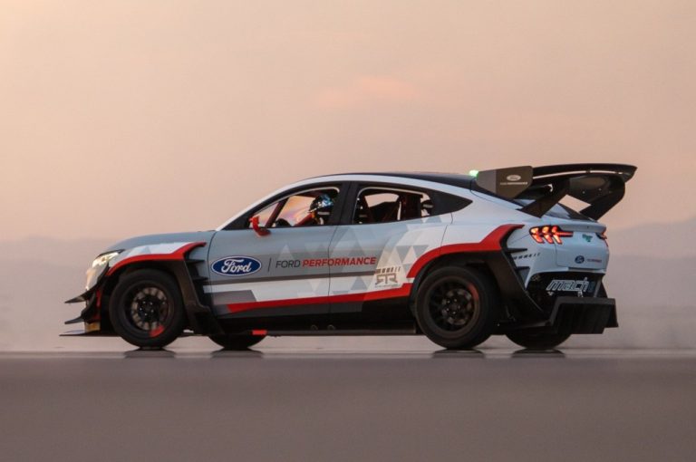 Ford Mustang Mach-E 1400 Concept: immagini ufficiali