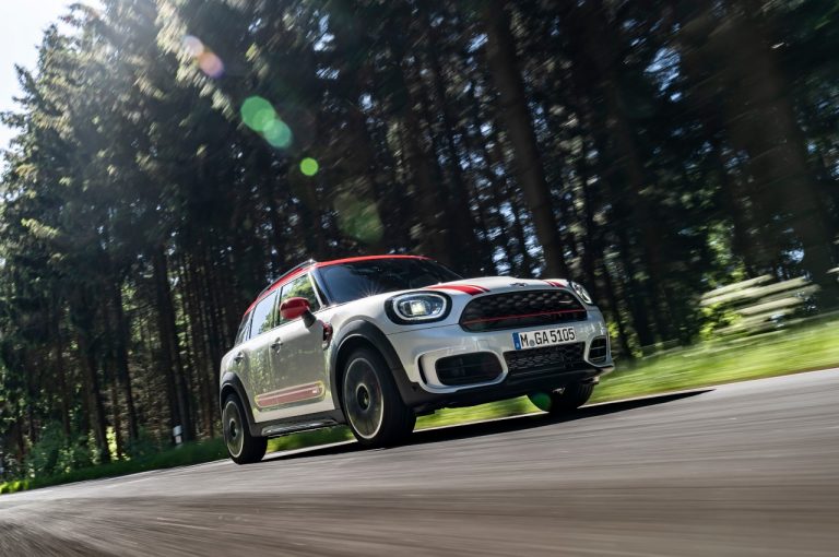 Mini John Cooper Works Countryman 2021: immagini ufficiali