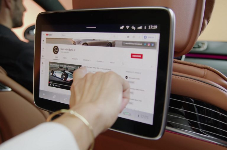 Mercedes Classe S 2021, nuovo sistema infotainment MBUX