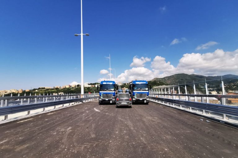Ponte di Genova, collaudi statici luglio 2020: immagini ufficiali