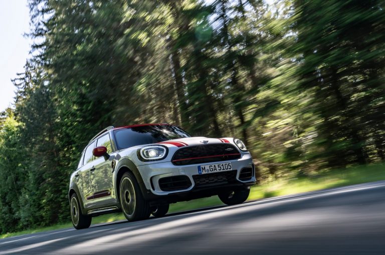 Mini John Cooper Works Countryman 2021: immagini ufficiali