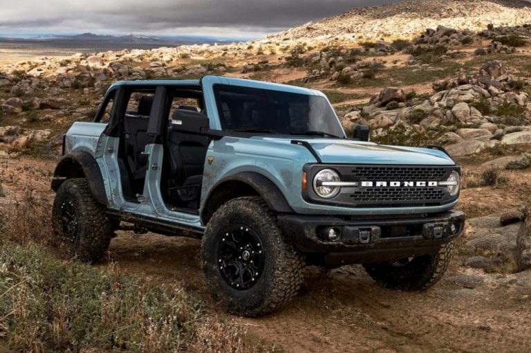 Ford Bronco 2021: immagini ufficiali