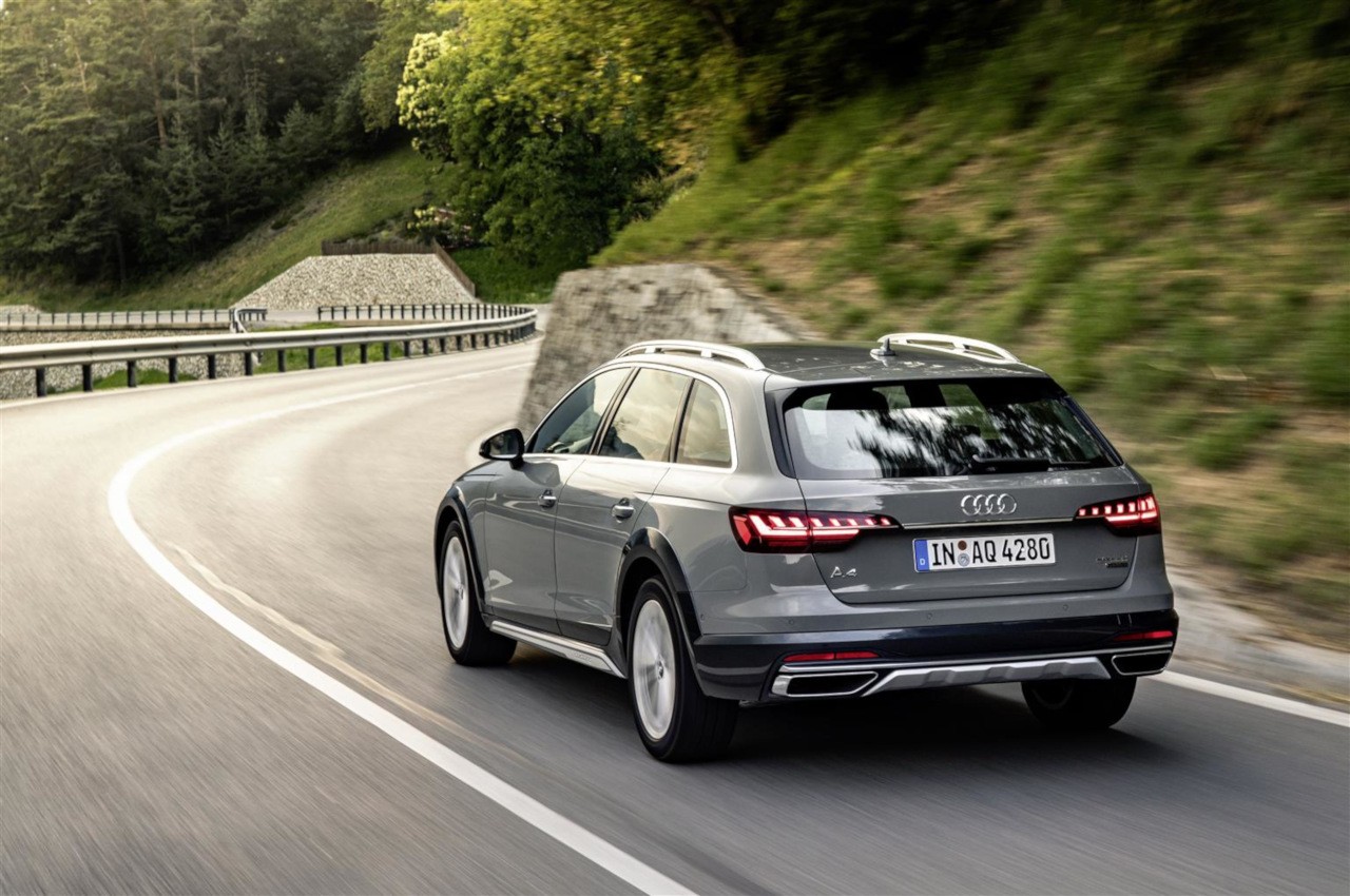 Audi A4, A4 Avant e A4 Allroad quattro 2020: nuove immagini ufficiali
