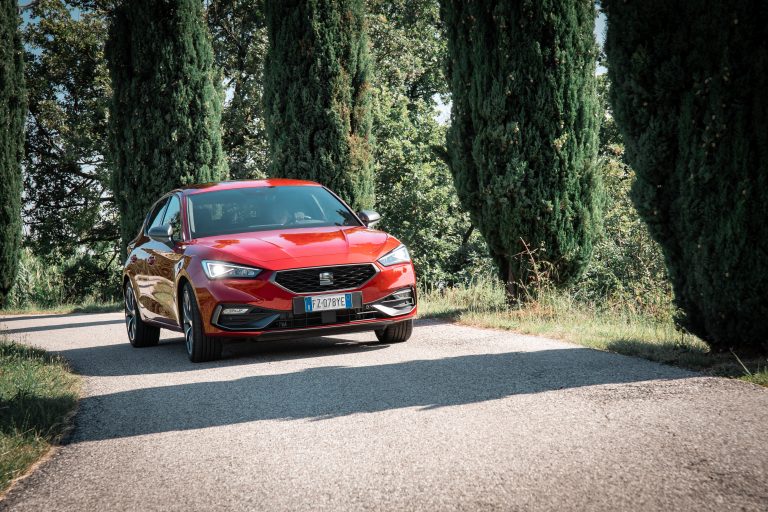 Nuova Seat Leon: primo contatto con la mild-hybrid