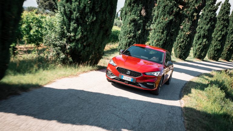 Nuova Seat Leon: primo contatto con la mild-hybrid