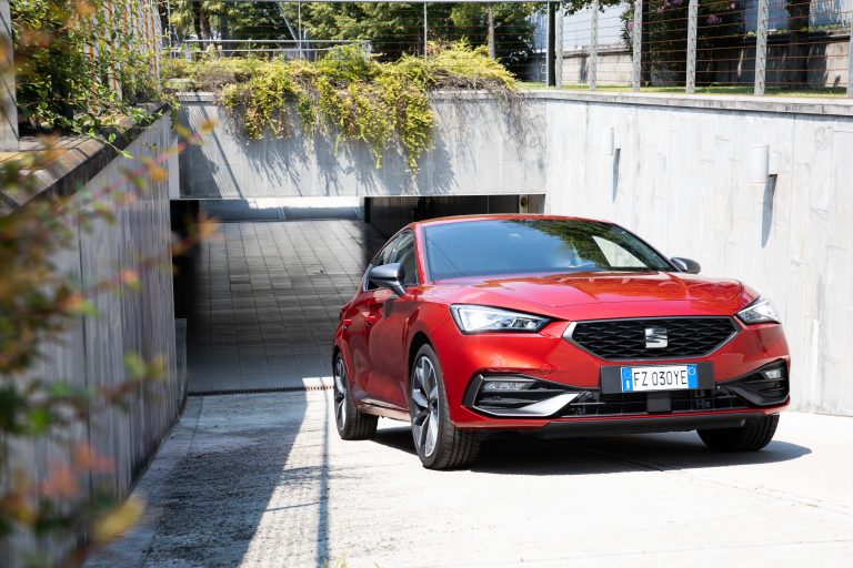 Nuova Seat Leon: primo contatto con la mild-hybrid