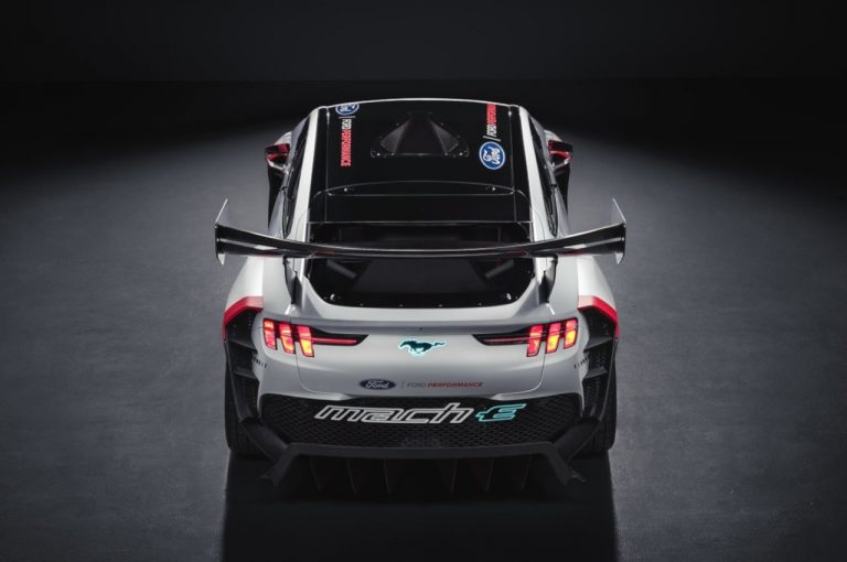 Ford Mustang Mach-E 1400 Concept: immagini ufficiali