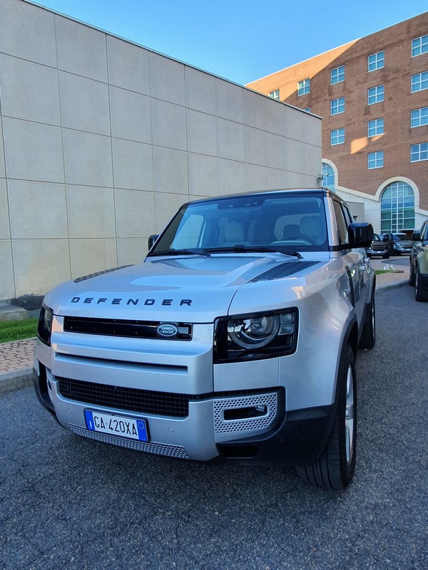 Land Rover Defender 2020: primo contatto