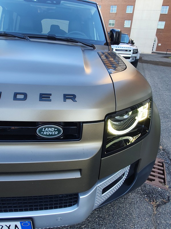 Land Rover Defender 2020: primo contatto