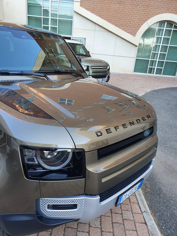 Land Rover Defender 2020: primo contatto